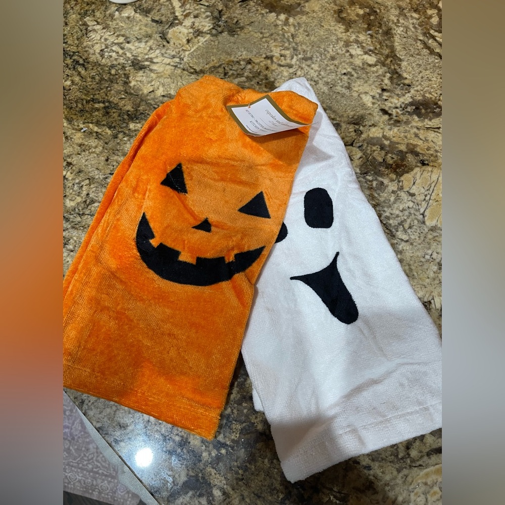 Cupcakes and Cashmere kitchen towel set - jack o’lantern and ghost faces NEW!